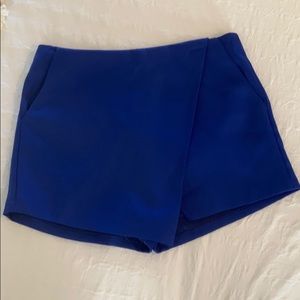 Blue envelope skort